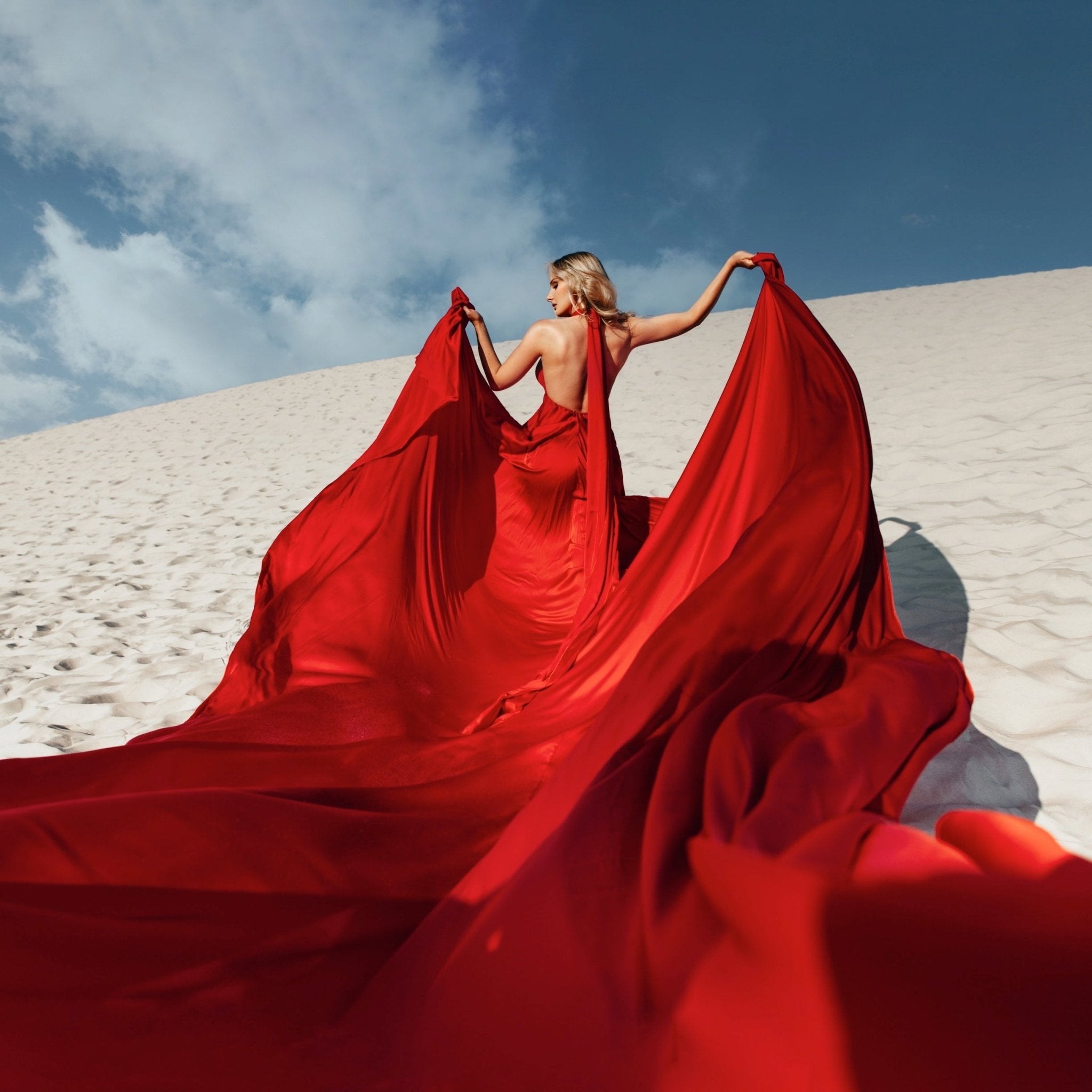 Flying Dress Santorini - Made-to-Measure Dress for Photoshoot